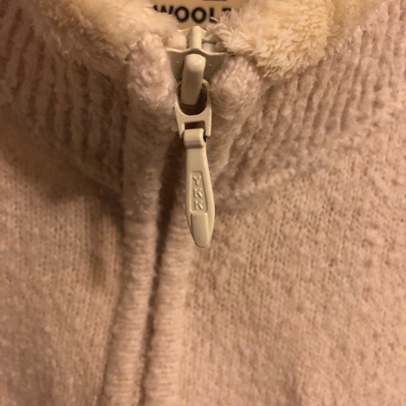 WoolRich Sweater - Picture 2 of 5